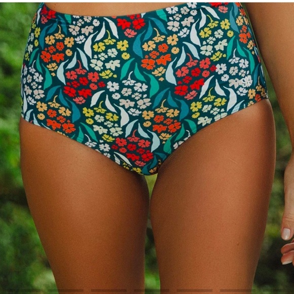 Albion Costa Floral Bikini Set Size Medium Bella Crop Top Size Large Bottoms - Picture 4 of 16